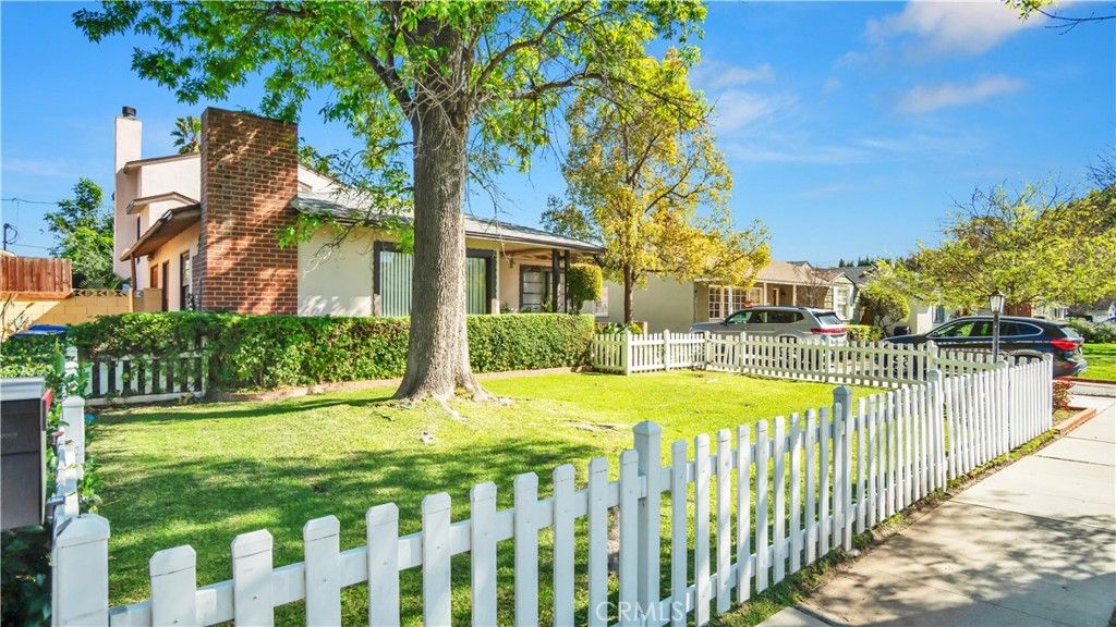 5734 Norwich, Sherman Oaks, CA 91411