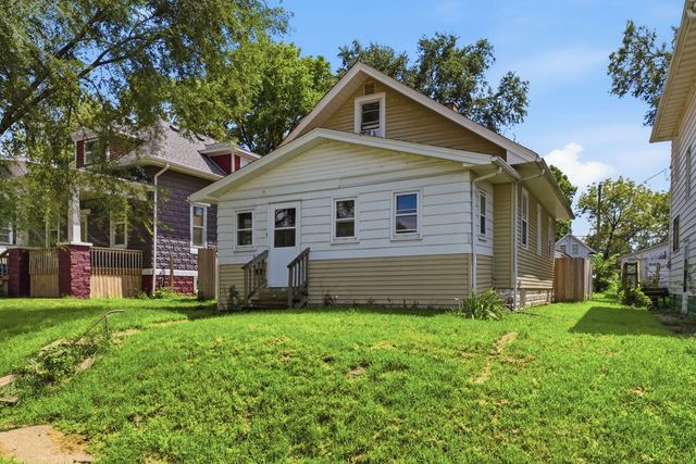 920 14th Avenue, Rock Island, IL 61201