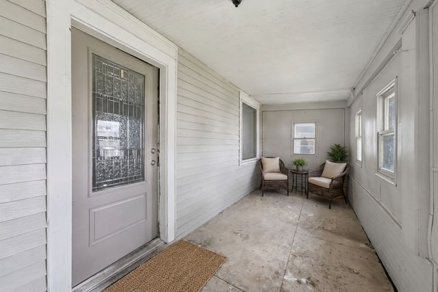 920 14th Avenue, Rock Island, IL 61201