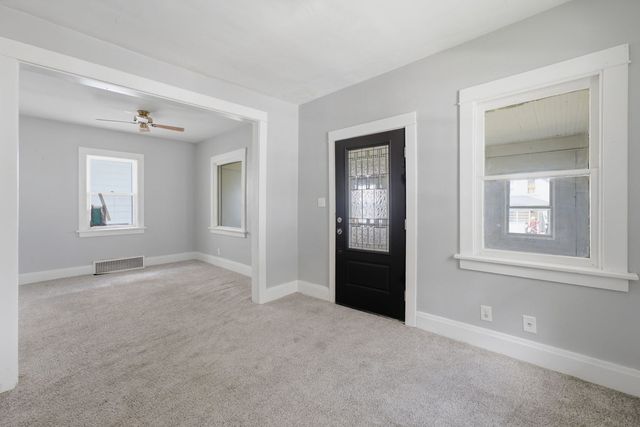920 14th Avenue, Rock Island, IL 61201