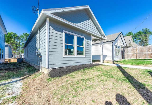 16982 W Hammon Street, Montgomery, TX 77316