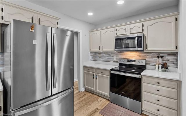 345 River Run Drive, Reidsville, NC 27320