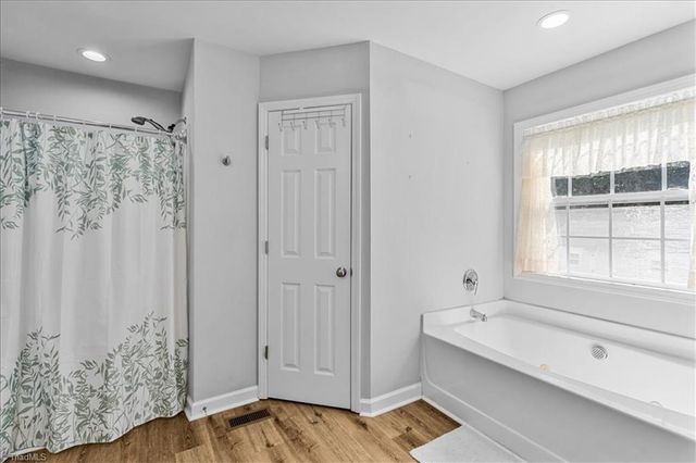 345 River Run Drive, Reidsville, NC 27320
