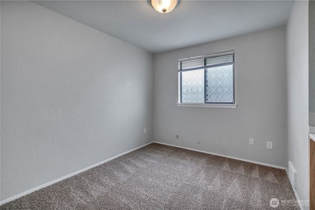 1705 S 88th Street, Tacoma, WA 98444
