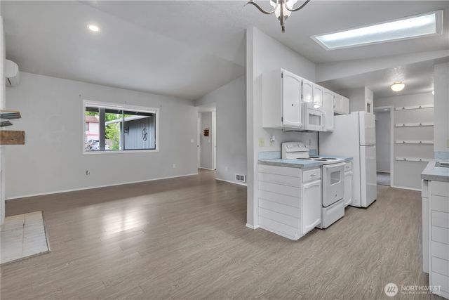 1705 S 88th Street, Tacoma, WA 98444