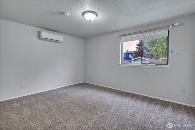 1705 S 88th Street, Tacoma, WA 98444
