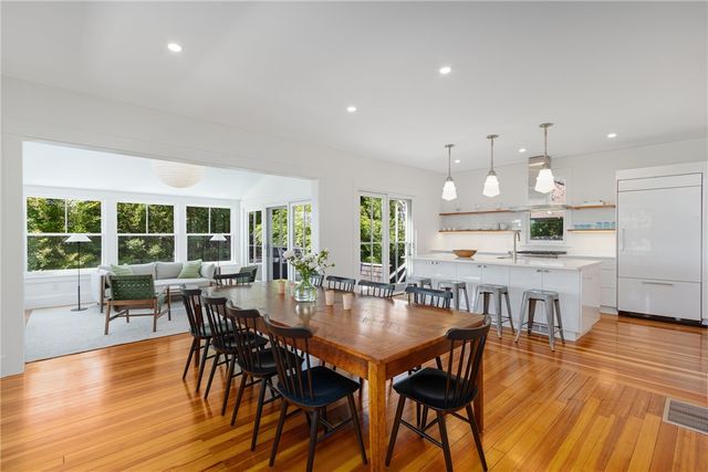 47 Longfellow Road, Jamestown, RI 02835
