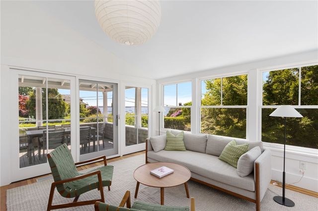 47 Longfellow Road, Jamestown, RI 02835