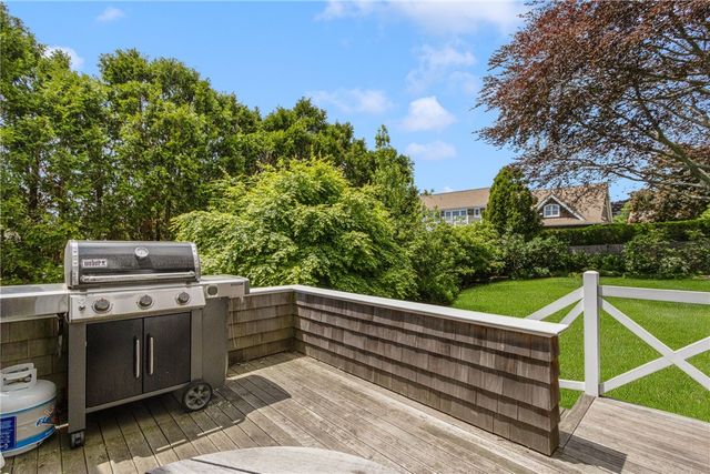47 Longfellow Road, Jamestown, RI 02835