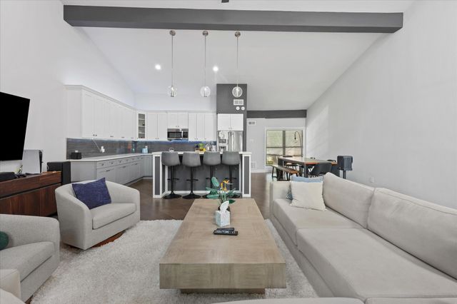 7418 Fair Oaks Avenue G, Dallas, TX 75231