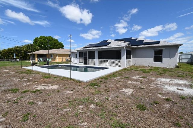 136 SE 19th LN, Cape Coral, FL 33990