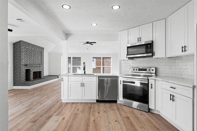 13314 N Thorntree Drive, Houston, TX 77015