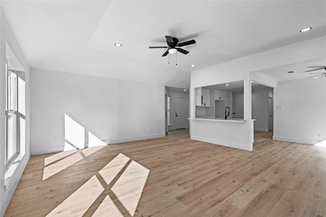 13314 N Thorntree Drive, Houston, TX 77015