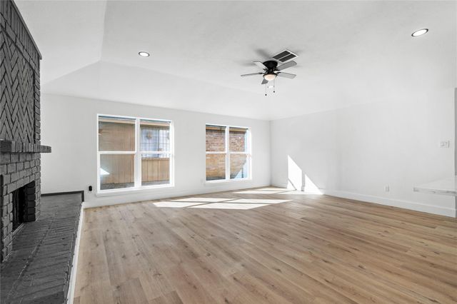 13314 N Thorntree Drive, Houston, TX 77015