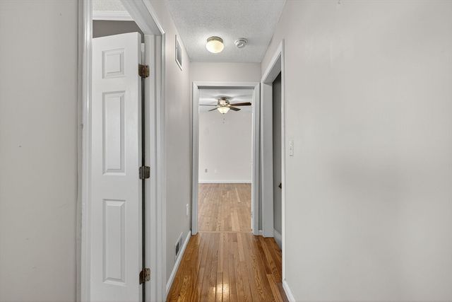 6 Aberdeen Rd, Methuen, MA 01844