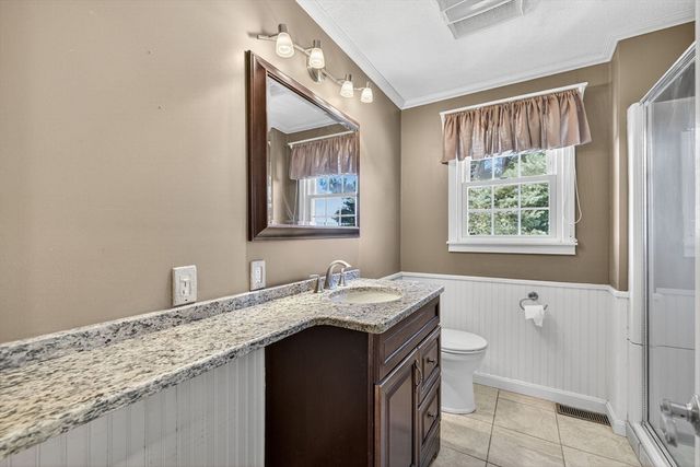 6 Aberdeen Rd, Methuen, MA 01844