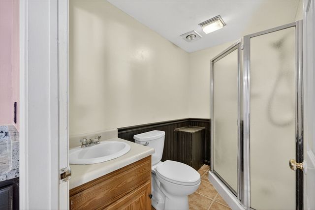 6 Aberdeen Rd, Methuen, MA 01844