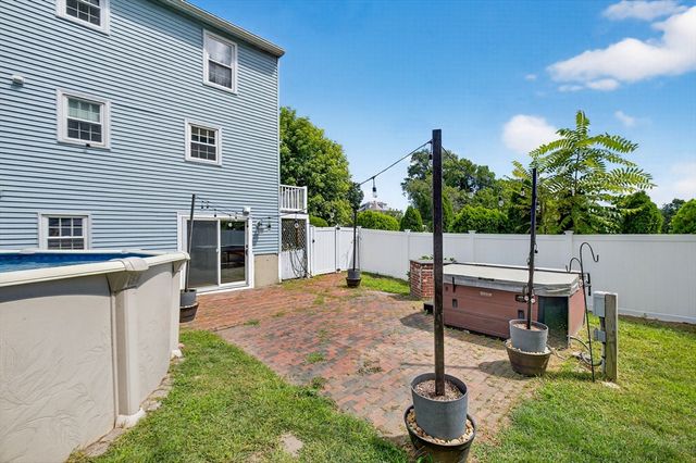 6 Aberdeen Rd, Methuen, MA 01844