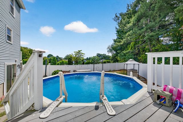 6 Aberdeen Rd, Methuen, MA 01844