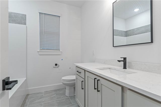 5 Canobie Lane, Bella Vista, AR 72715