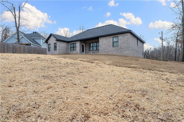 5 Canobie Lane, Bella Vista, AR 72715