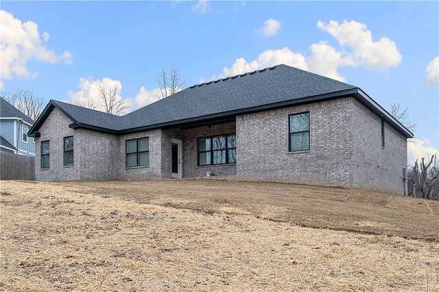 5 Canobie Lane, Bella Vista, AR 72715
