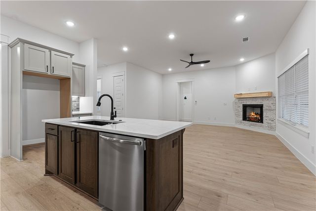 5 Canobie Lane, Bella Vista, AR 72715