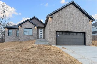 5 Canobie Lane, Bella Vista, AR 72715