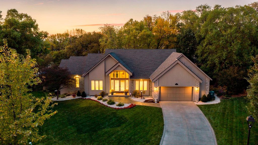 4750 Goldenrod Lane N, Plymouth, MN 55442 — exterior
