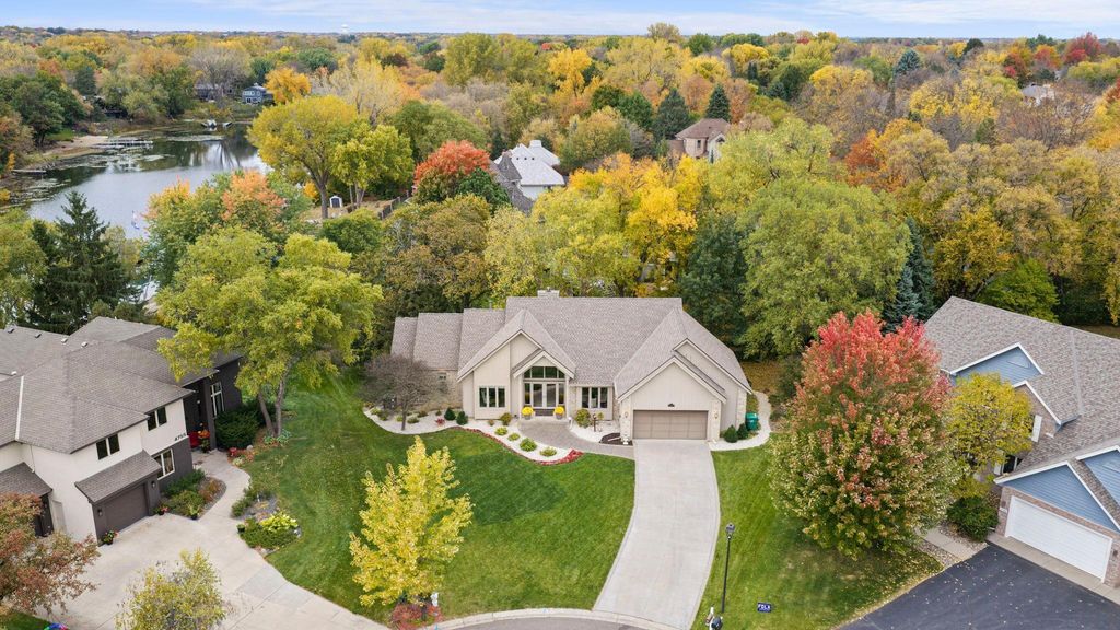 4750 Goldenrod Lane N, Plymouth, MN 55442 — photo 4