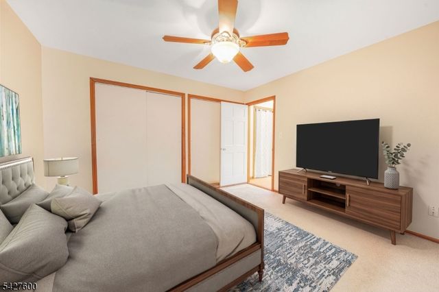 18 Cabot Ln, Kinnelon Boro, NJ 07405