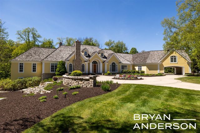 6029 Hillsborough Court, Grandville, MI 49418