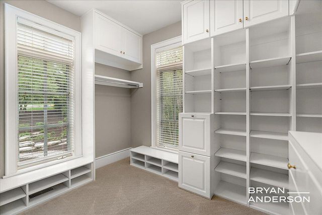 6029 Hillsborough Court, Grandville, MI 49418