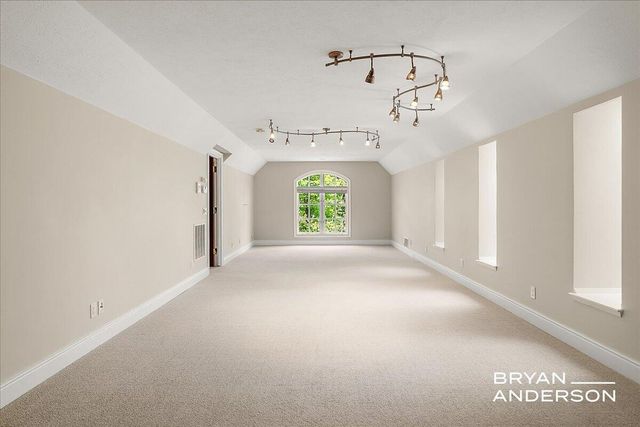 6029 Hillsborough Court, Grandville, MI 49418
