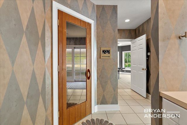 6029 Hillsborough Court, Grandville, MI 49418