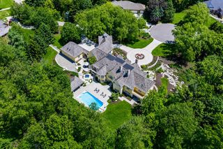 6029 Hillsborough Court, Grandville, MI 49418
