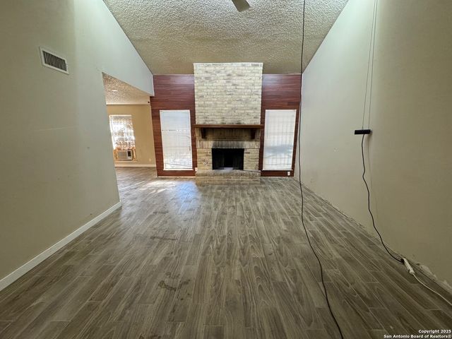 6828 Stockport, San Antonio, TX 78239