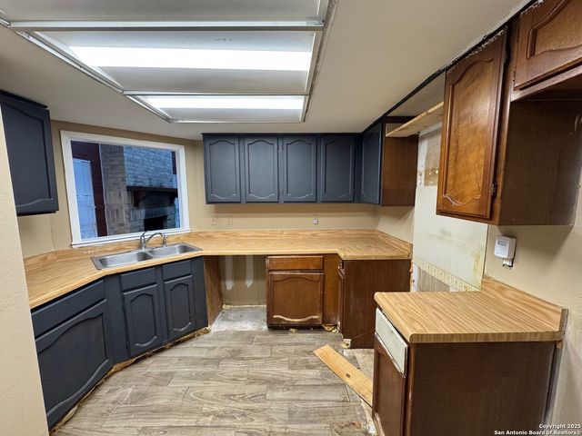 6828 Stockport, San Antonio, TX 78239