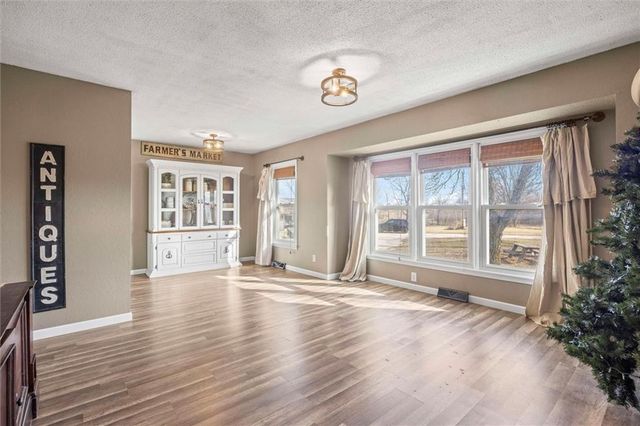 29002 E State Route B Highway, Archie, MO 64725