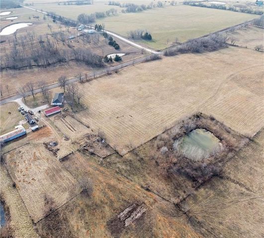 29002 E State Route B Highway, Archie, MO 64725