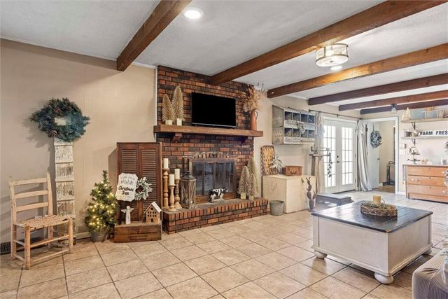 29002 E State Route B Highway, Archie, MO 64725