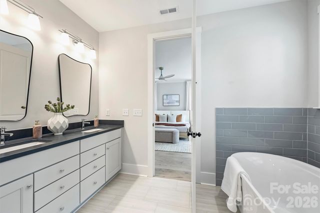 131 S Gregg Street, Charlotte, NC 28208
