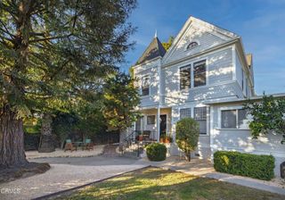 1416 Bath Street, Santa Barbara, CA 93101