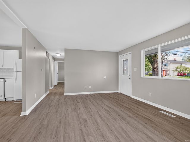 1114 Vance Avenue, Fort Wayne, IN 46805