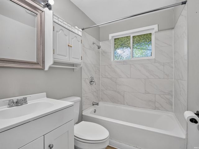 1114 Vance Avenue, Fort Wayne, IN 46805
