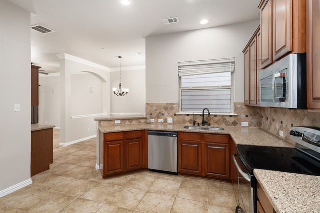 4245 b Swan Forest Drive B, Carrollton, TX 75010
