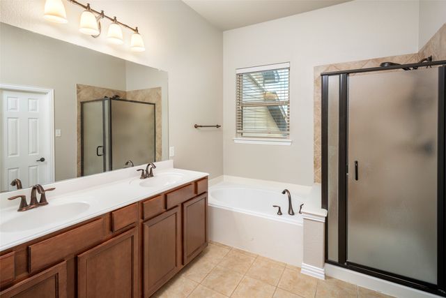 4245 b Swan Forest Drive B, Carrollton, TX 75010