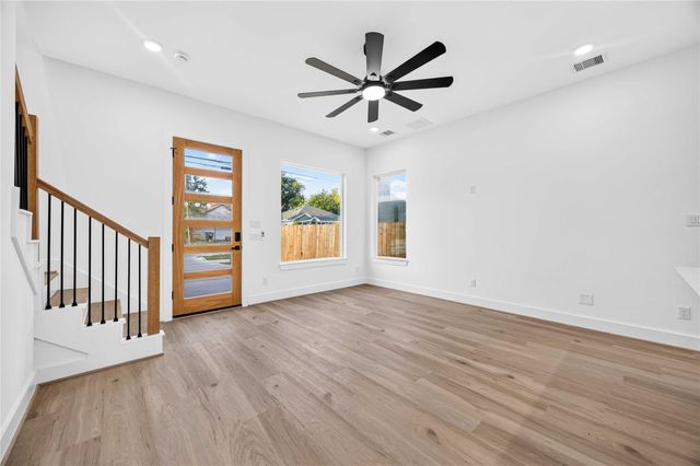 4633 Mallow Street, Houston, TX 77051