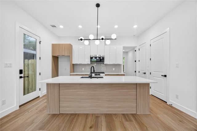 4633 Mallow Street, Houston, TX 77051