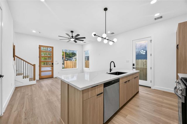 4633 Mallow Street, Houston, TX 77051